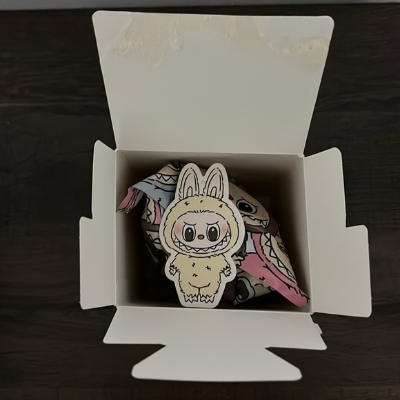 Labubu - Exciting Macaron - Confirmed Soymilk - Picture 6 of 6